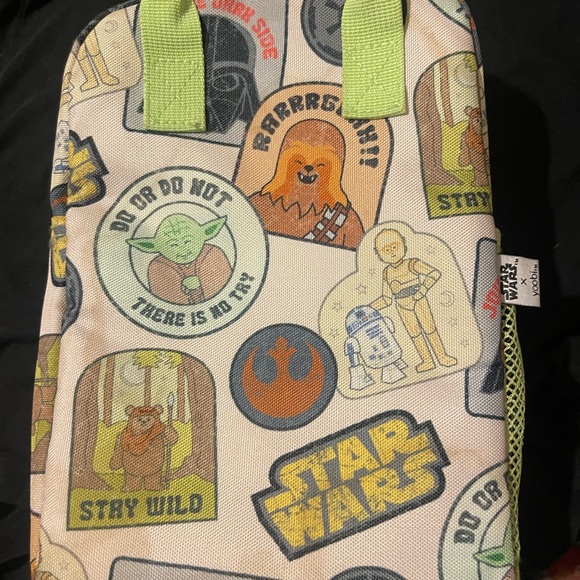 Star Wars Themed Bag/lunch pail with all the favorite characters! - Picture 1 of 3